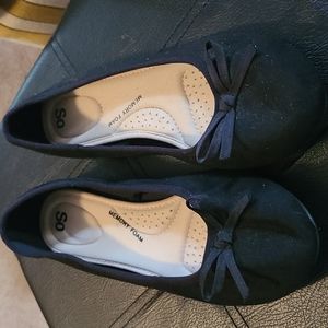 Never wore SO black ballet flats